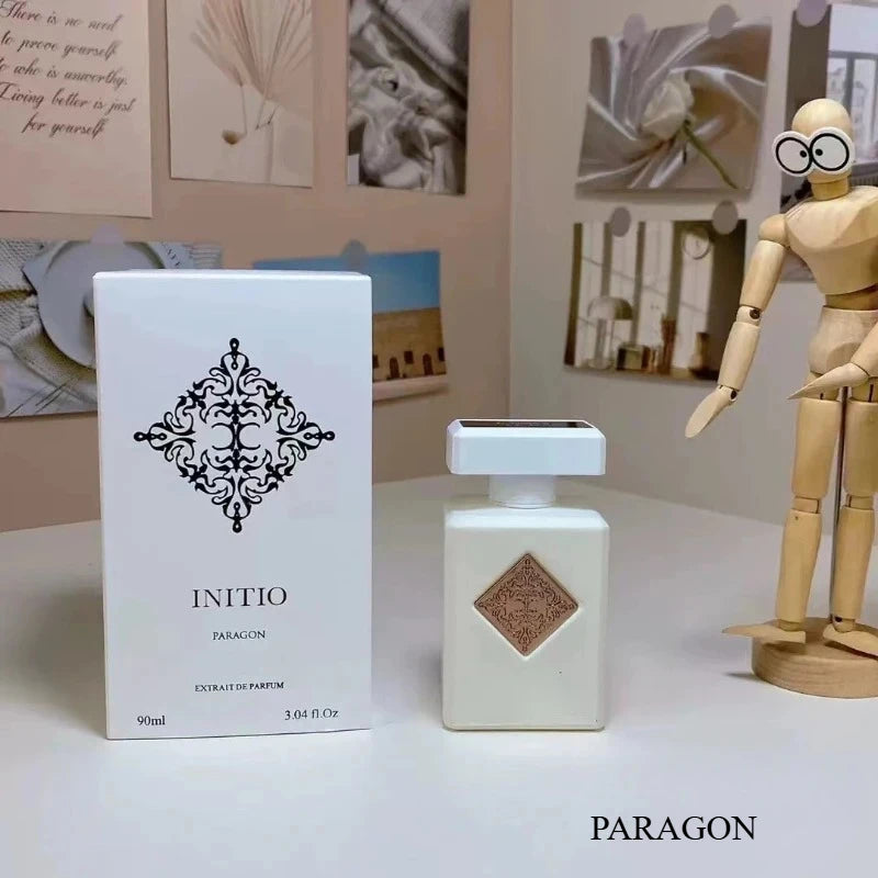 Parfum arabe Oud Vanille Musc Rose pour un parfum oriental boisé élégant, riche et unisexe, longue tenue, idéal au quotidien. Parfums de niche.