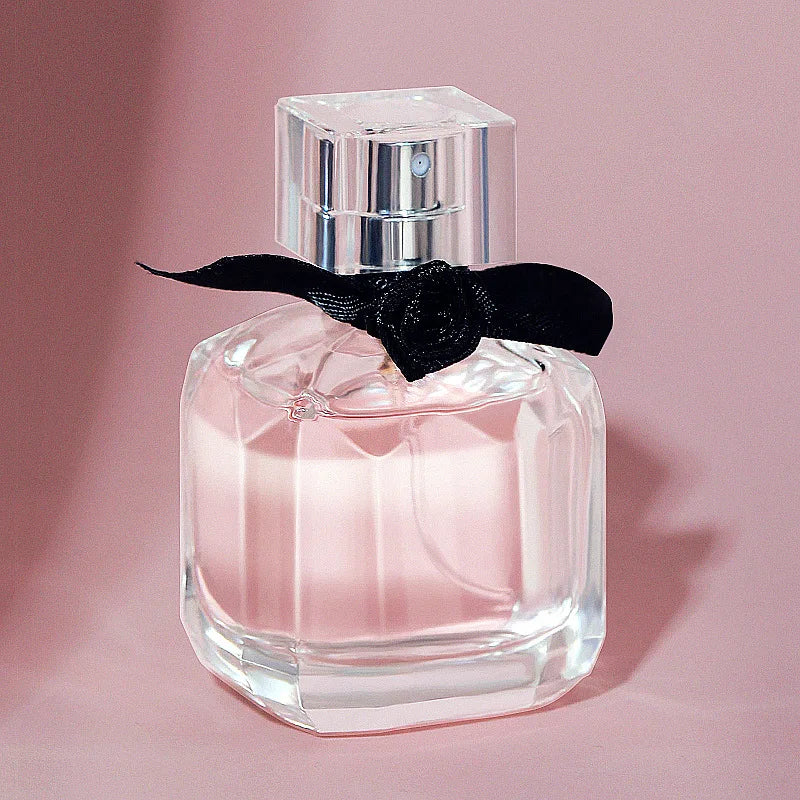 Parfum parisien pour femme, 30 ml, frais, élégant, luxueux, léger, aux senteurs florales naturelles, idéal pour les fêtes. Eau de parfum pour femme.
