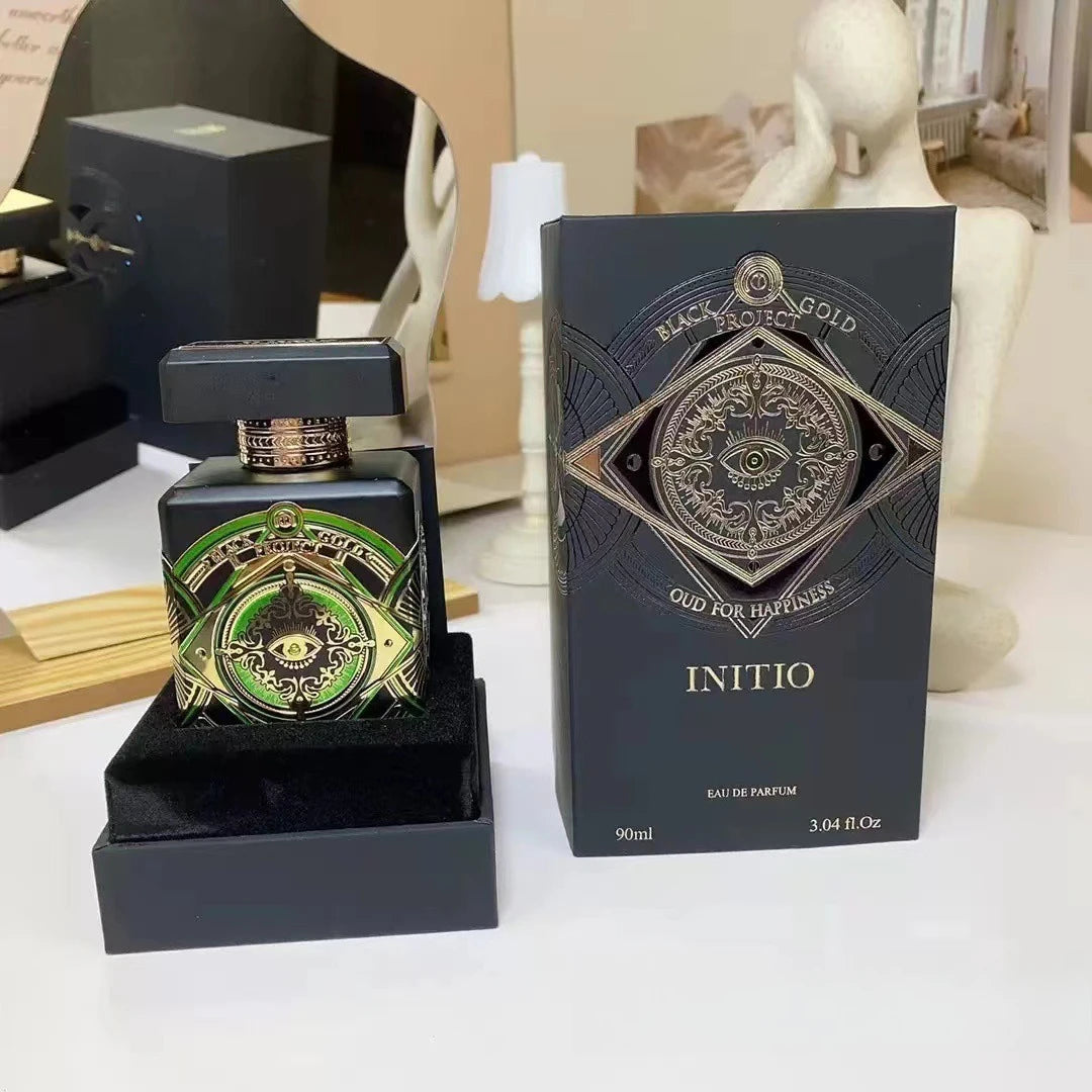 Parfum arabe Oud Vanille Musc Rose pour un parfum oriental boisé élégant, riche et unisexe, longue tenue, idéal au quotidien. Parfums de niche.
