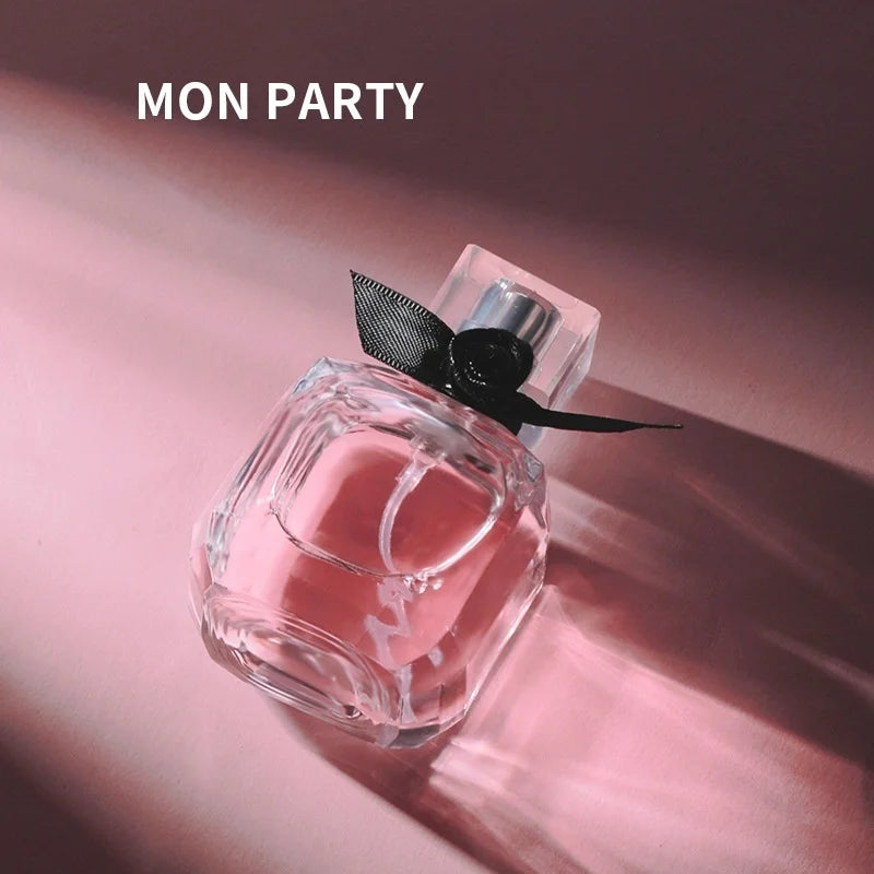 Parfum parisien pour femme, 30 ml, frais, élégant, luxueux, léger, aux senteurs florales naturelles, idéal pour les fêtes. Eau de parfum pour femme.