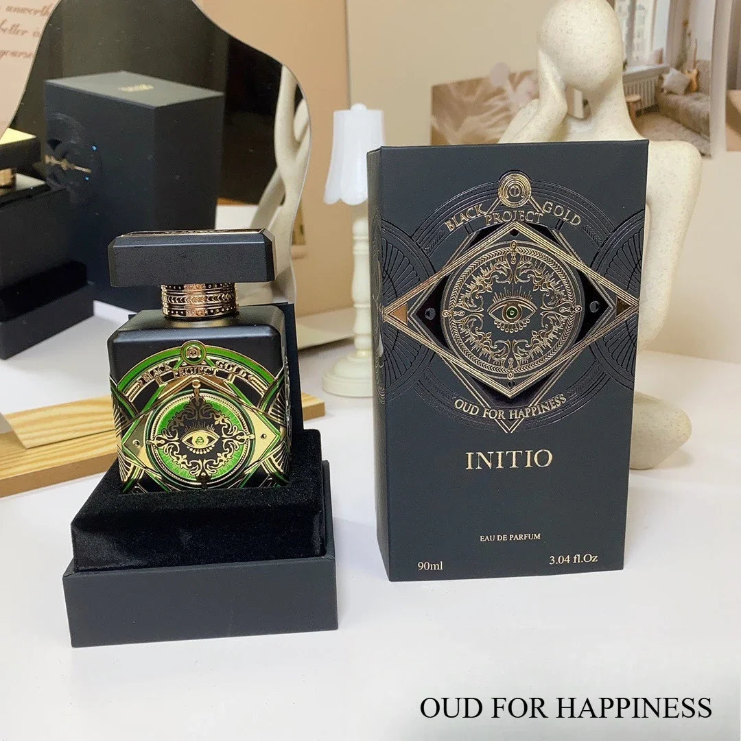Parfum arabe Oud Vanille Musc Rose pour un parfum oriental boisé élégant, riche et unisexe, longue tenue, idéal au quotidien. Parfums de niche.