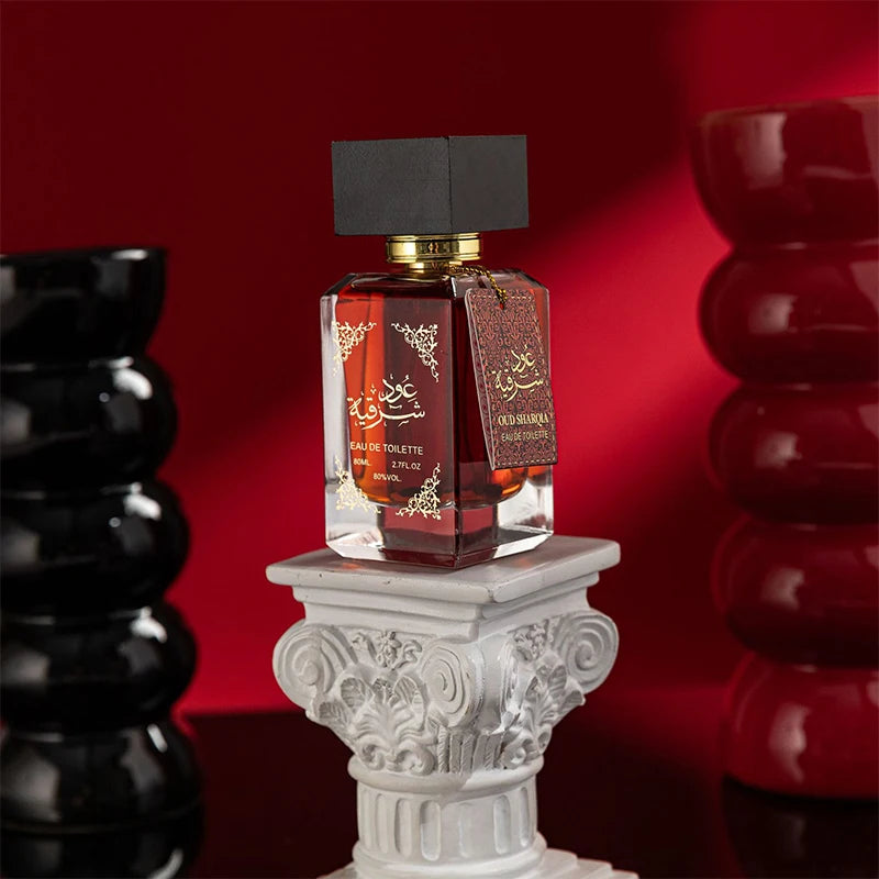Parfum arabe mixte à base de bois d'agar et de santal, longue tenue, unisexe, aux notes florales de rose et de phéromones, parfum de vanille.