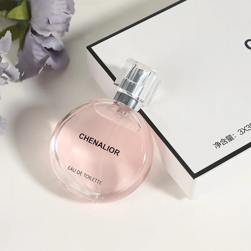 Coffret cadeau de 3 parfums pour femme (105 ml) – Eau de parfum longue tenue aux notes fruitées, florales et chyprées, pour une touche d'élégance au quotidien.
